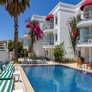 3* Otel La Brezza &